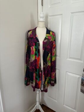 ✨RARE PIECE, UNAVAILABLE ONLINE✨ Zelie for She Abstract Print Cardigan